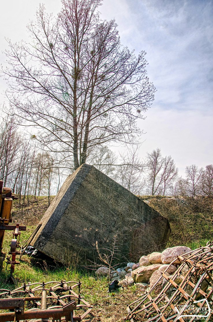 Prawdziwy skansen „twierdzy” za stodołą