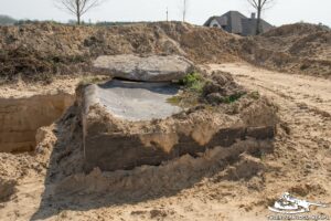 Read more about the article Zasypany schron Ringstand 58c – NO X2