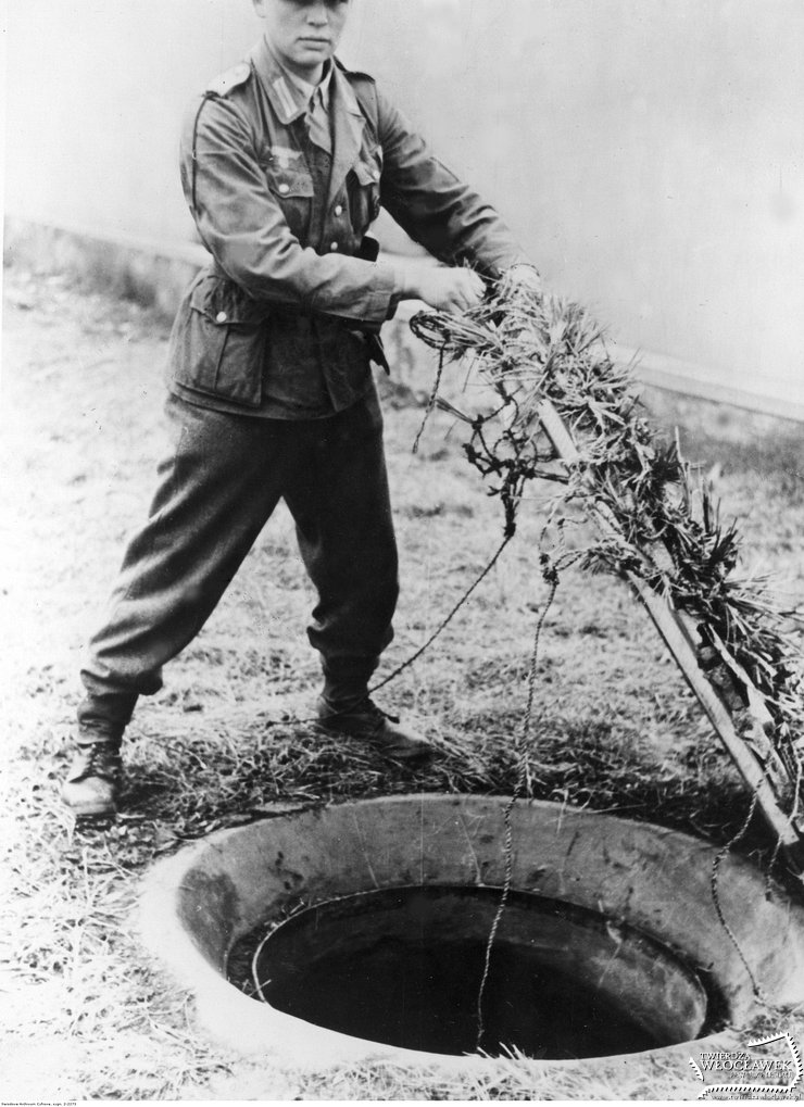 Pokrywa otworu strzelniczego